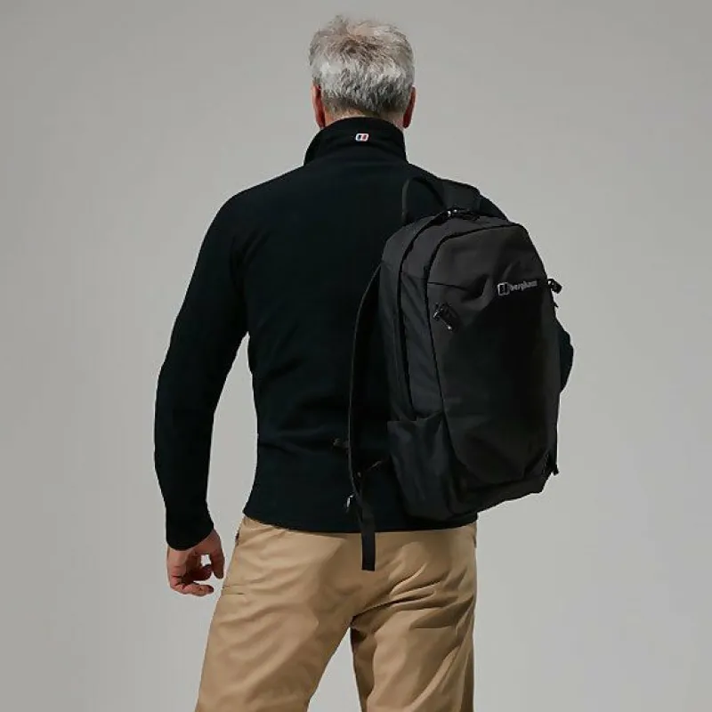 mens_prism_micro_polartec_8-5.webp Men's Prism Micro Polartec Half Zip - Black^Berghaus Best