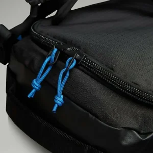 Unisex Xodus 40 Travel Holdall - Black^Berghaus Fashion