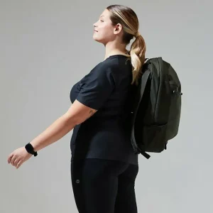 Women's 24/7 Tech Tee Super Stretch Crew - Black^Berghaus New