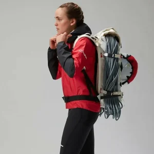 Women's MTN Guide Hyper LT Jacket - Red/Black^Berghaus Best