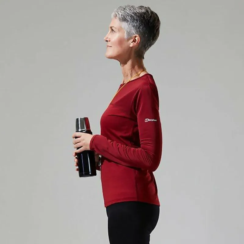 womens_voyager_tech_tee_l_4.webp Women's Voyager Tech Tee Long Sleeve Crew -Red^Berghaus Store