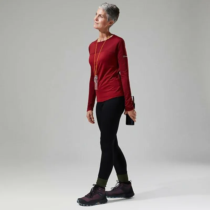 womens_voyager_tech_tee_l_6.webp Women's Voyager Tech Tee Long Sleeve Crew -Red^Berghaus Store